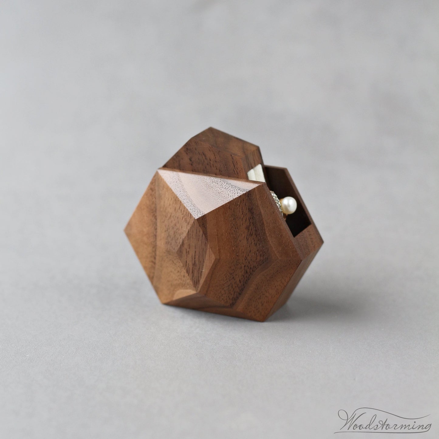 Wood engagement ring box - unique rotating ring box - small ring display box by Woodstorming