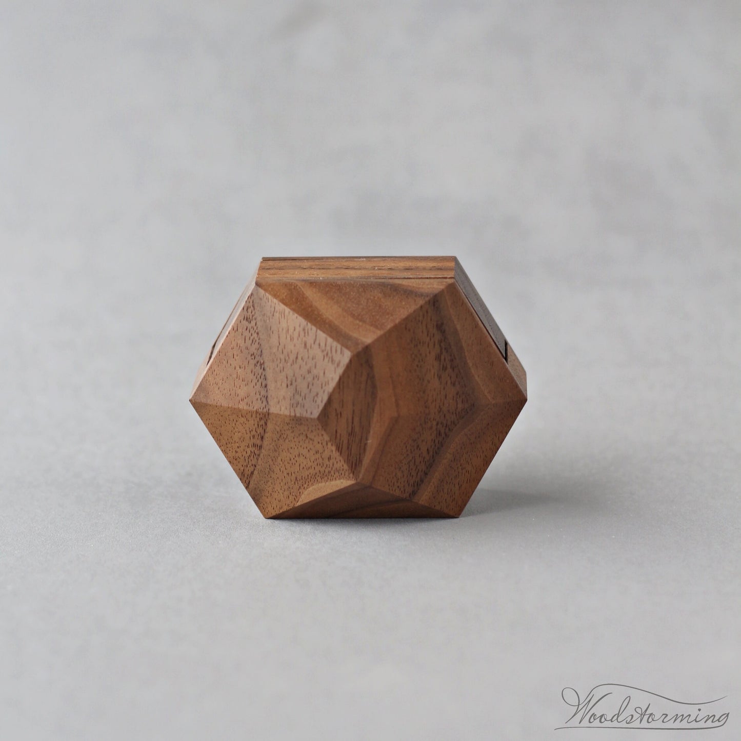 Wood engagement ring box - unique rotating ring box - small ring display box by Woodstorming