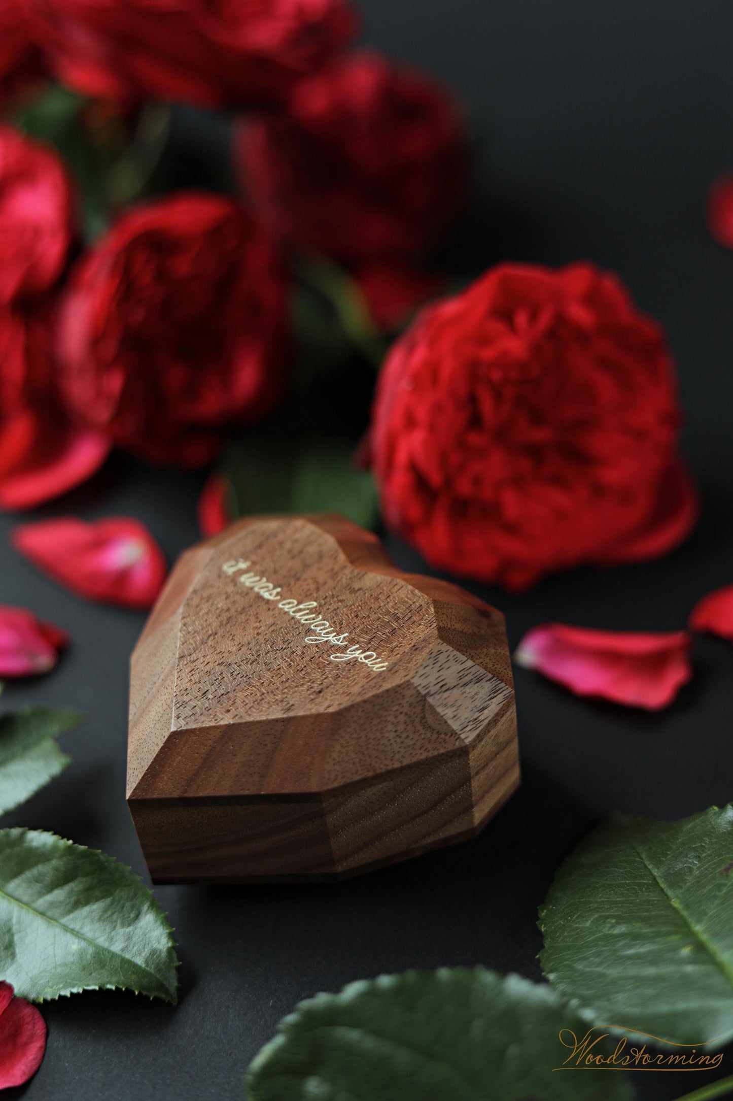 Heart shape proposal ring box, handmade ring display box by Woodstorming