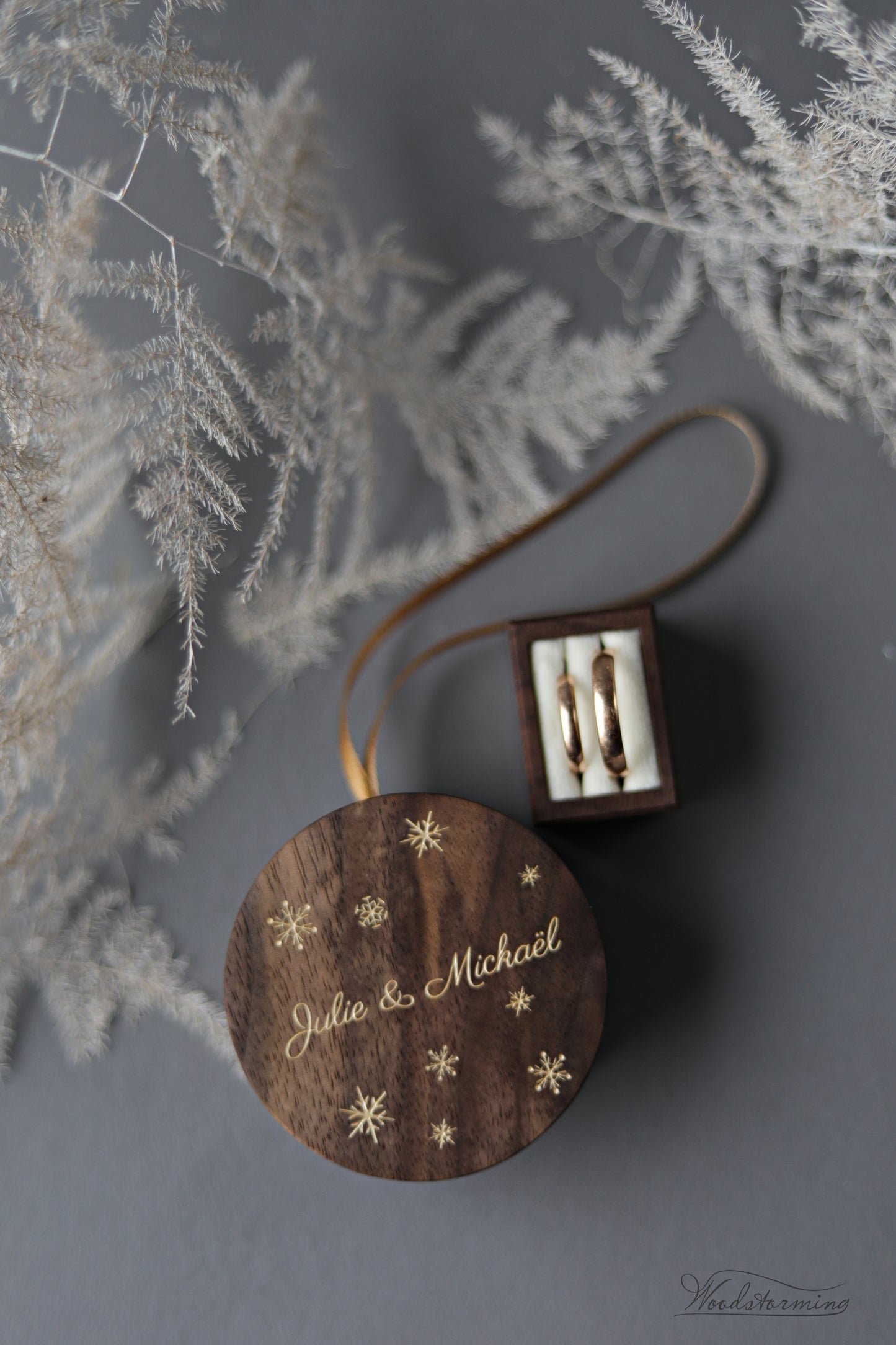 Double ring box, Christmas ornament ring box, Winter wedding ring box, Christmas tree ornament, keepsake wedding ring holder Woodstorming