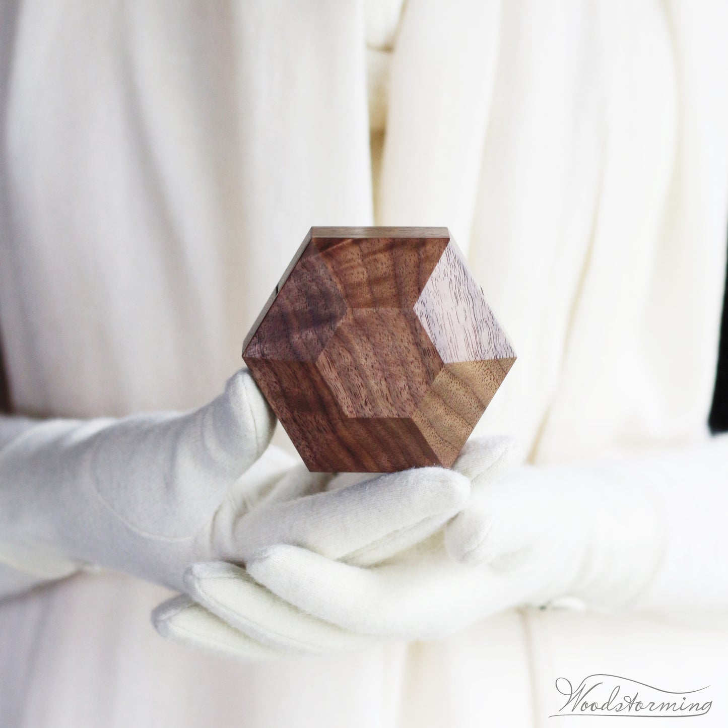 Hexagon proposal ring box, modern rotating minimalist ring display by Woodstorming
